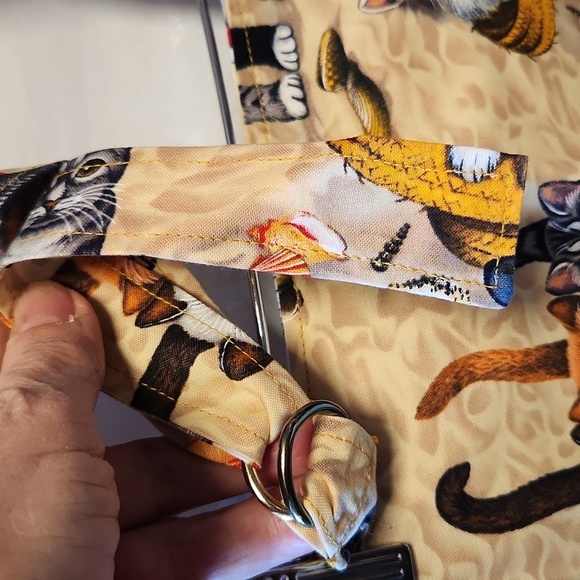 Kitten Print Print Apron and Pot Holder Annies Pretty Print - Picture 3 of 8